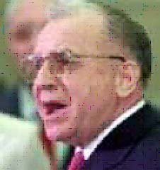 CUM INJURA BASESCU SI ILIESCU